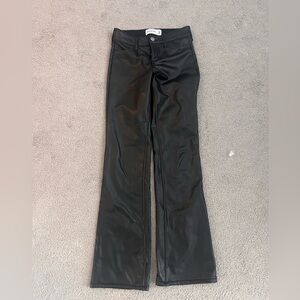 ✨ Abercrombie Kids Faux Leather Pants – Size 9/10 Long ✨